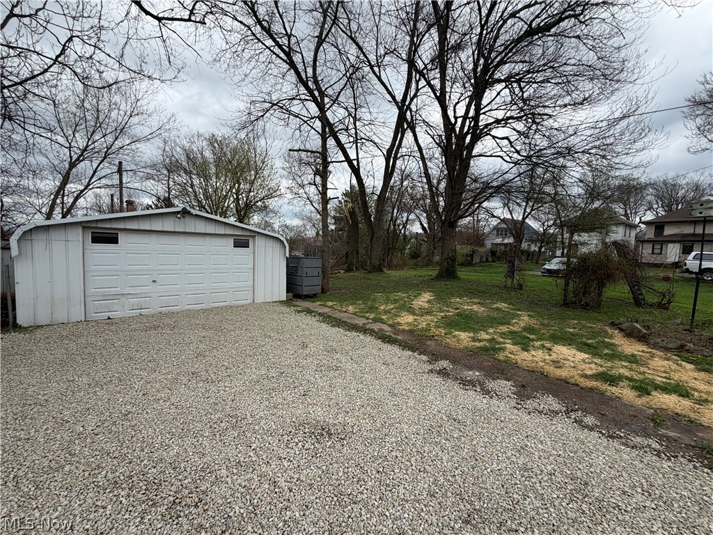 160 Brighton Boulevard Zanesville OH 43701