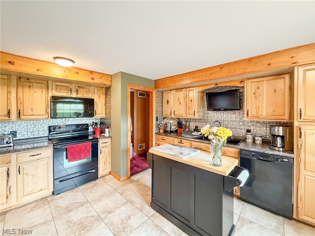 761 Della Drive Bloomingdale OH 43910
