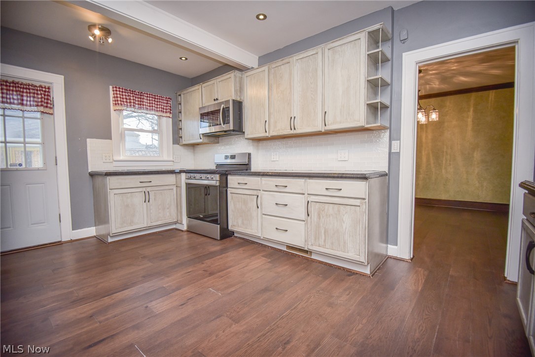 4701 Ardmore Avenue Cleveland OH 44144