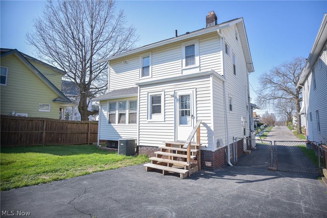 4701 Ardmore Avenue Cleveland OH 44144