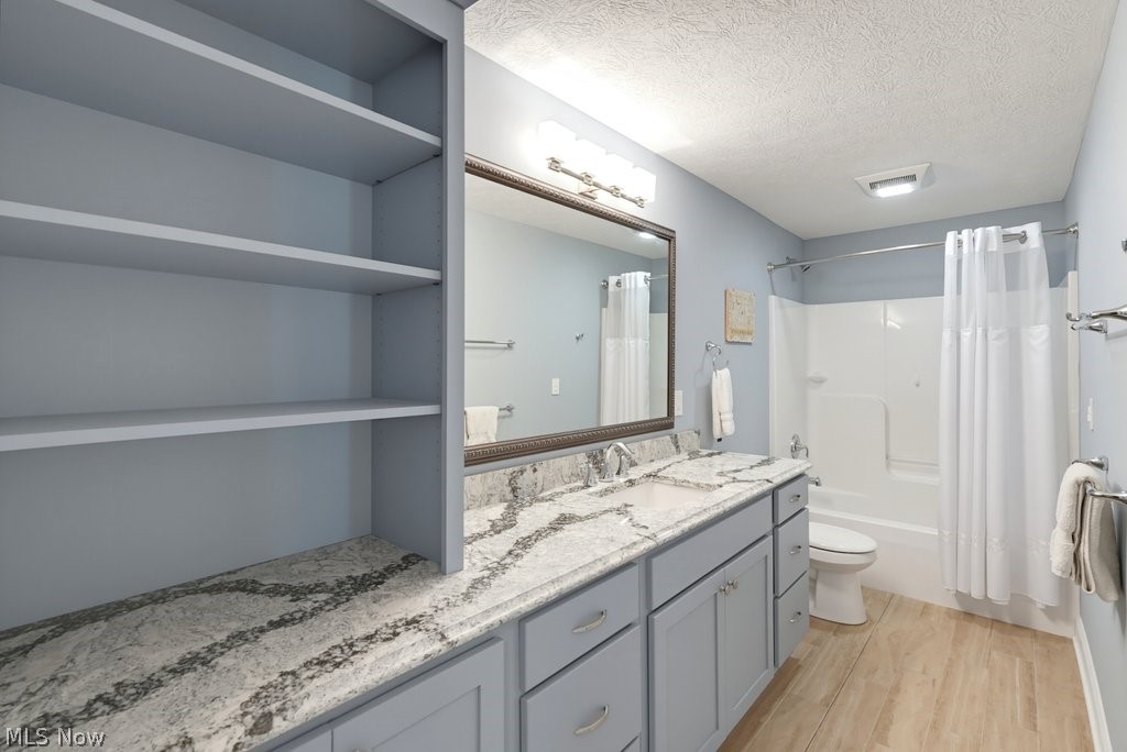 13461 Prescott Lane Strongsville OH 44136