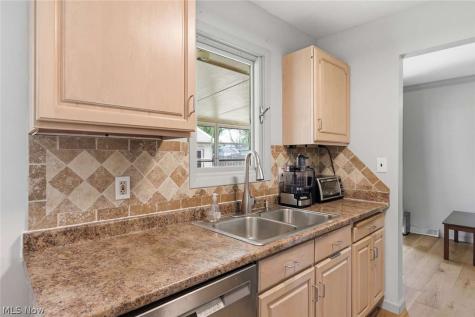 255 Buckeye Drive Berea OH 44017