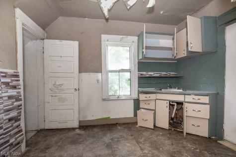 4144 E 120th Street Cleveland OH 44105
