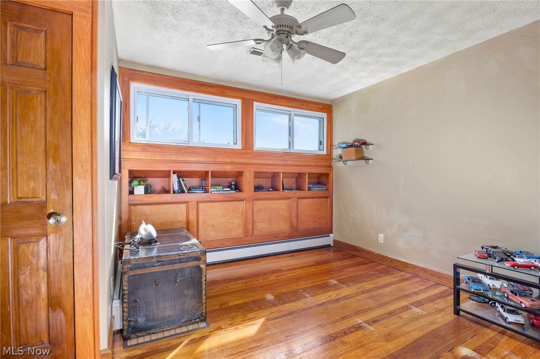 17200 Elsienna Avenue Cleveland OH 44135