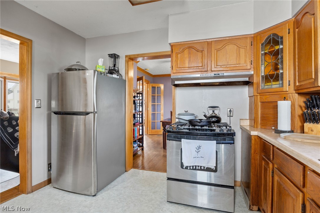 17200 Elsienna Avenue Cleveland OH 44135