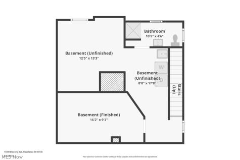 17200 Elsienna Avenue Cleveland OH 44135