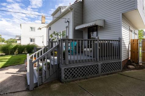 17200 Elsienna Avenue Cleveland OH 44135