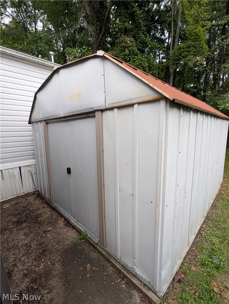 316 Britton Drive Geneva OH 44041