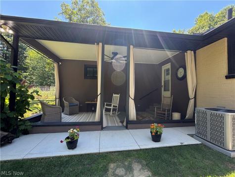 816 Overridge Avenue SE North Canton OH 44720