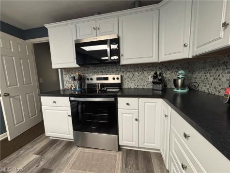 816 Overridge Avenue SE North Canton OH 44720