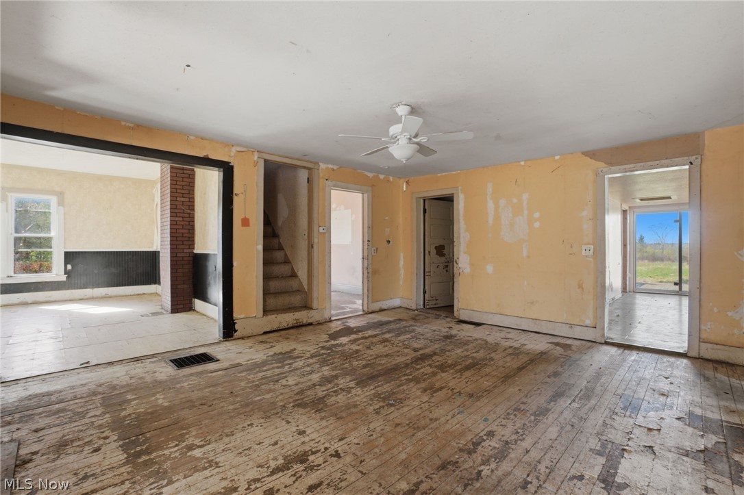 1243 State Route 167 Jefferson OH 44047