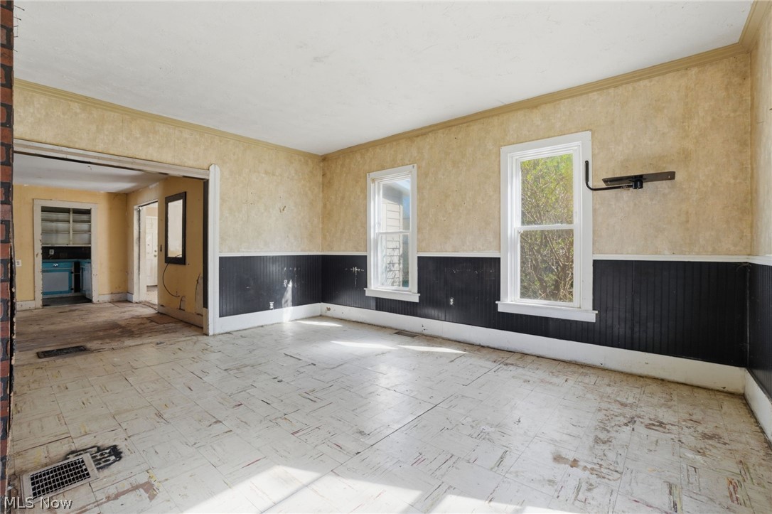 1243 State Route 167 Jefferson OH 44047