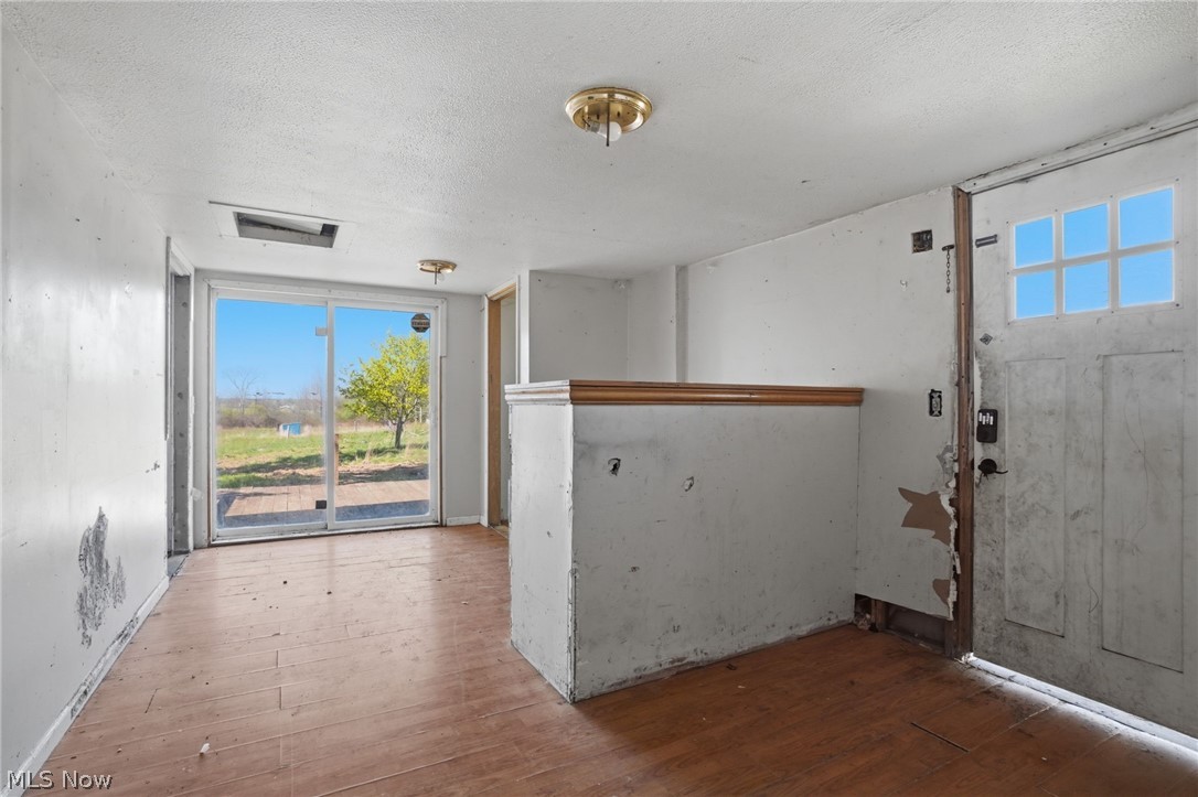 1243 State Route 167 Jefferson OH 44047