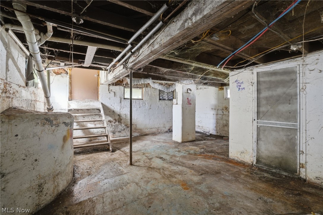 1243 State Route 167 Jefferson OH 44047