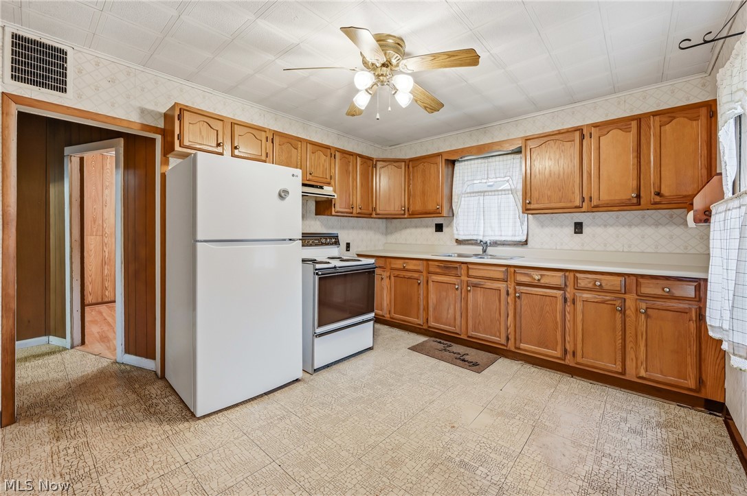 3961 S Main Street Hubbard OH 44425