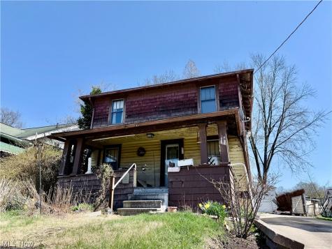 677 Eastland Avenue Akron OH 44305