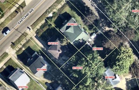 677 Eastland Avenue Akron OH 44305