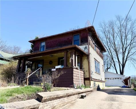 677 Eastland Avenue Akron OH 44305