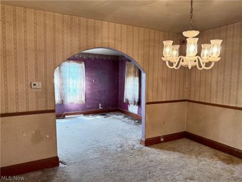 677 Eastland Avenue Akron OH 44305