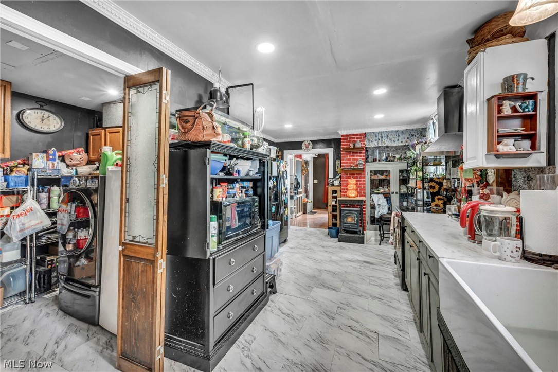 24 S Main Street Willard OH 44890