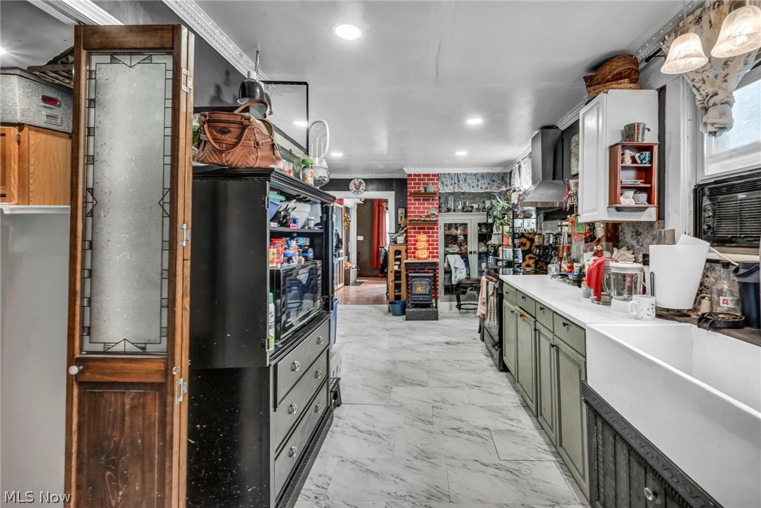24 S Main Street Willard OH 44890