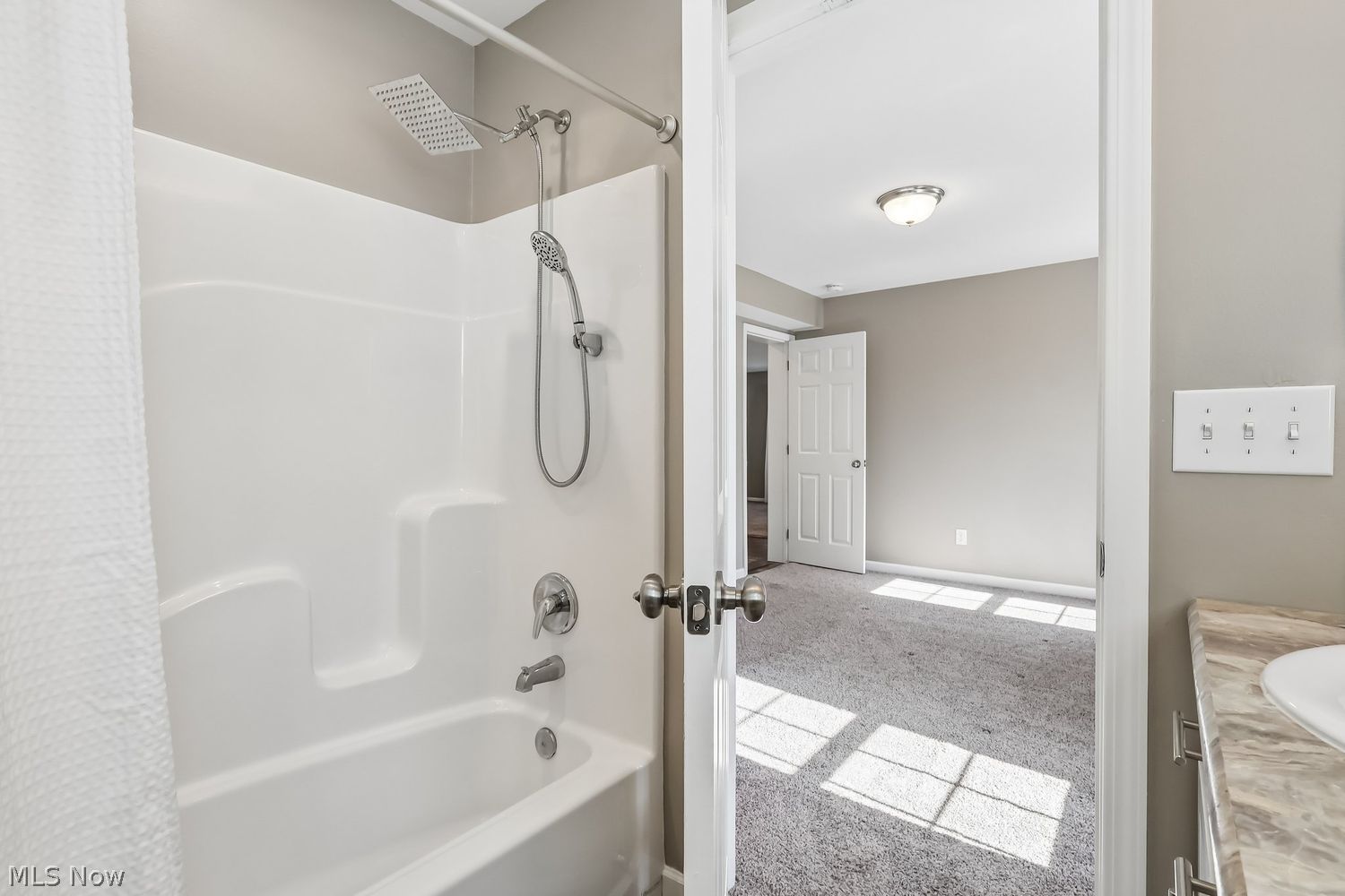 4415 Fenwick Avenue Cleveland OH 44113