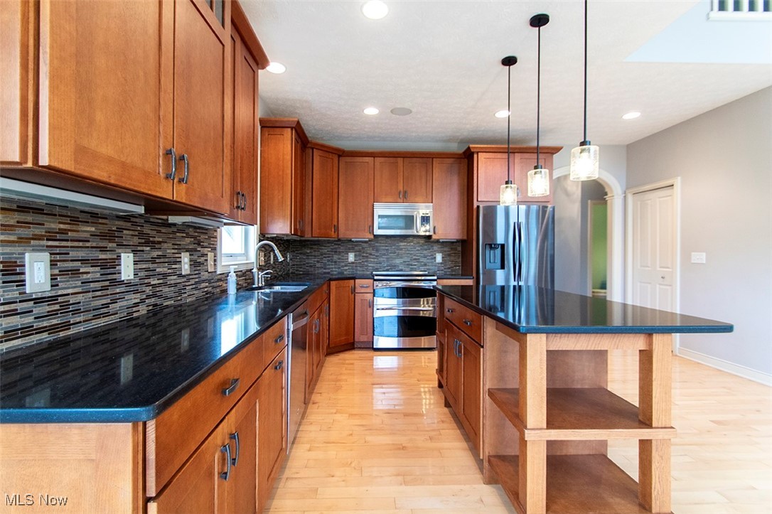 6047 Meadow Lake Drive Medina OH 44256