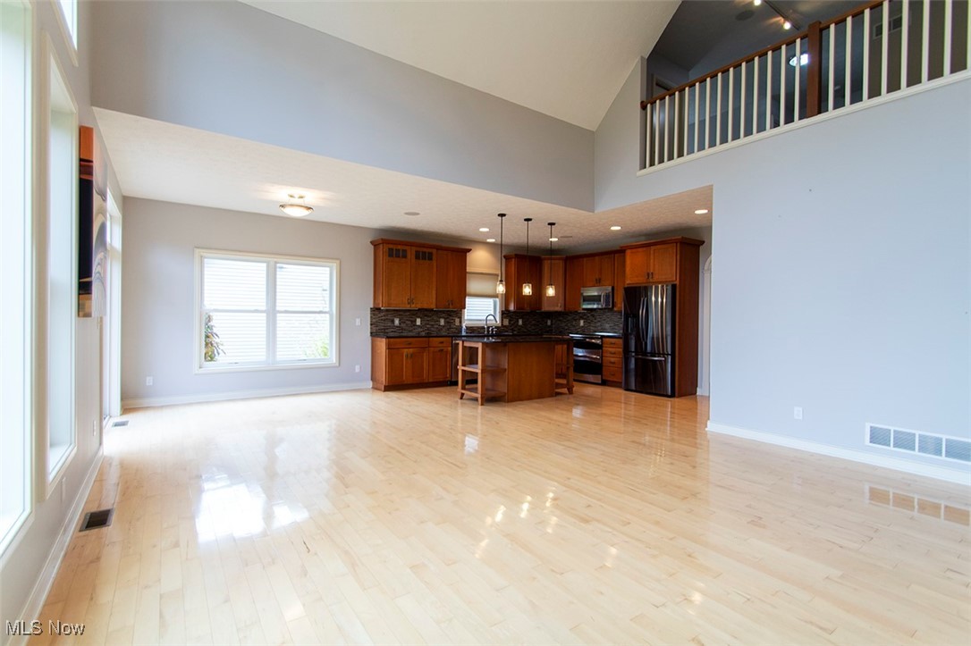 6047 Meadow Lake Drive Medina OH 44256