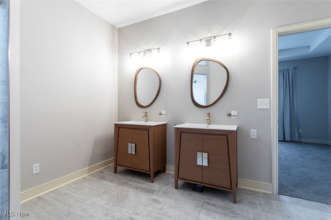 6047 Meadow Lake Drive Medina OH 44256