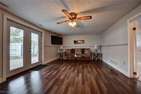 9316 Baer Road Marshallville OH 44645