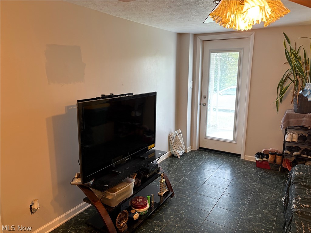 112 W College Street Cadiz OH 43907