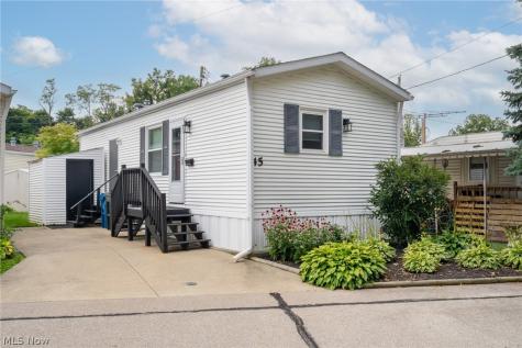 45 Flamingo Avenue Amherst OH 44001