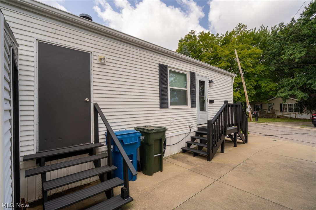 45 Flamingo Avenue Amherst OH 44001