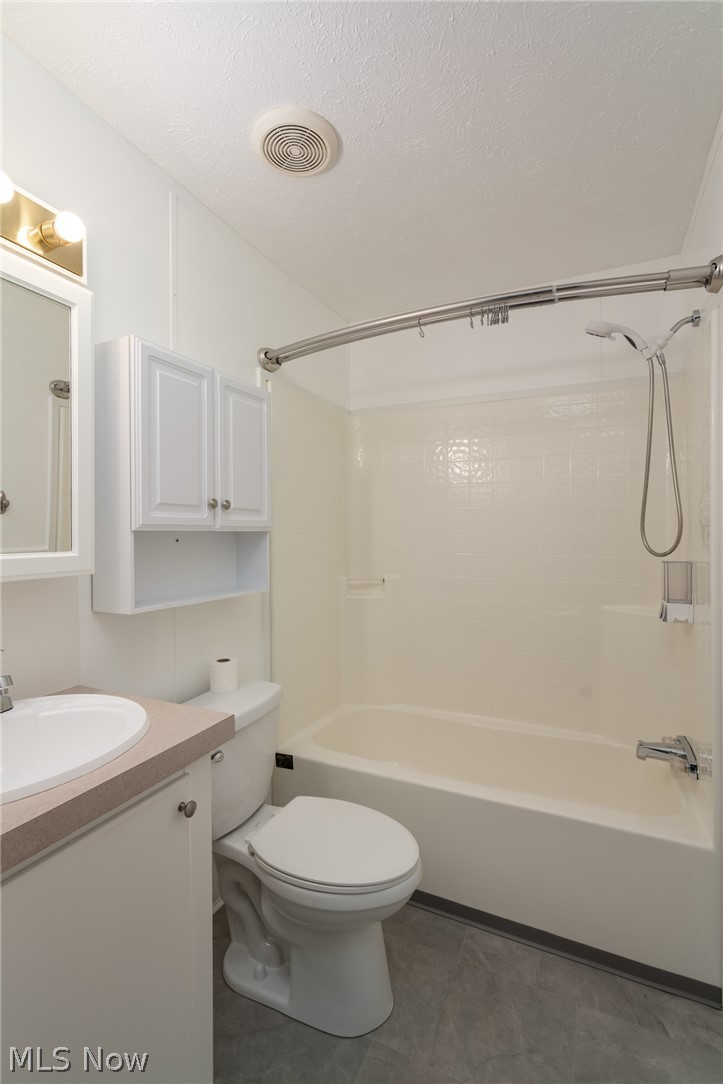 45 Flamingo Avenue Amherst OH 44001