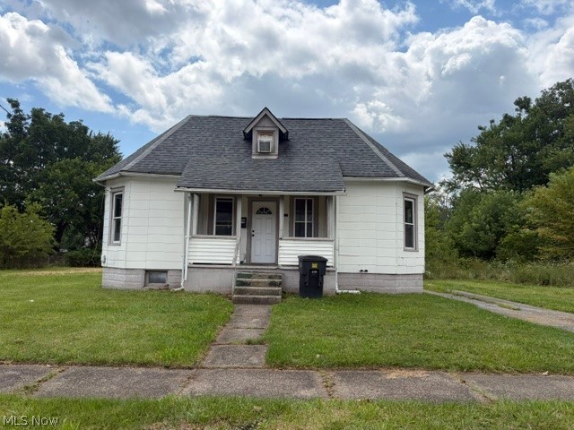1479 West Avenue NW Warren OH 44483