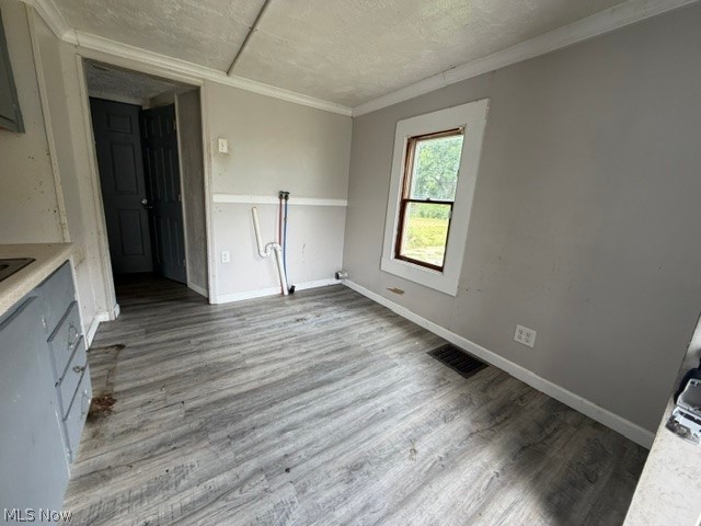 1479 West Avenue NW Warren OH 44483