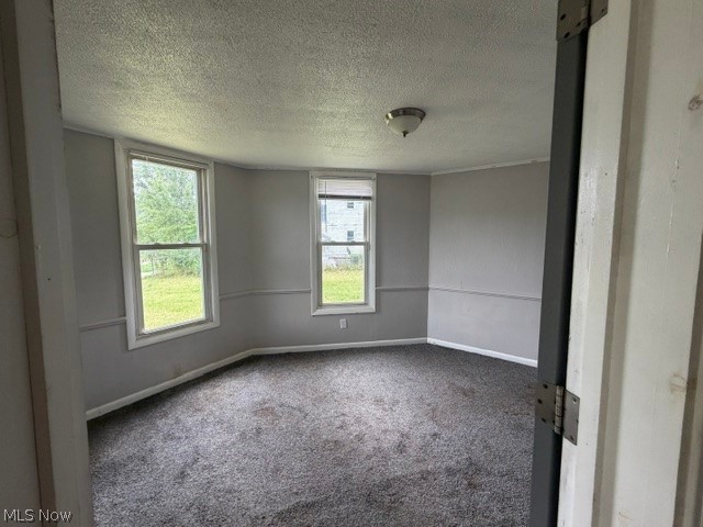 1479 West Avenue NW Warren OH 44483