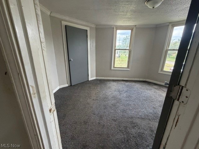 1479 West Avenue NW Warren OH 44483