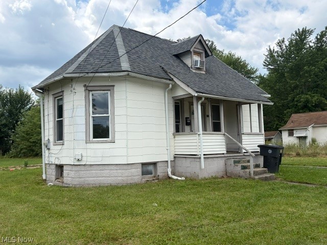 1479 West Avenue NW Warren OH 44483