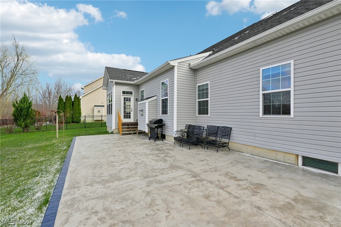 31865 Suncrest Circle North Ridgeville OH 44039