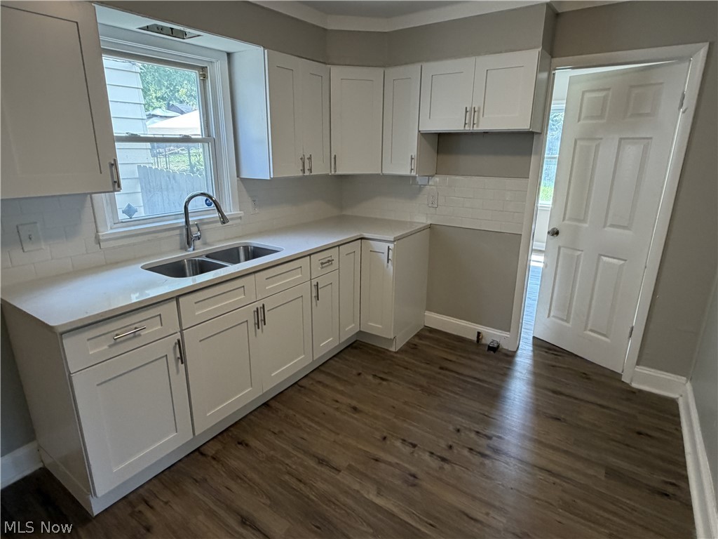8602 Jeffries Avenue Cleveland OH 44105