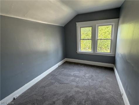 8602 Jeffries Avenue Cleveland OH 44105