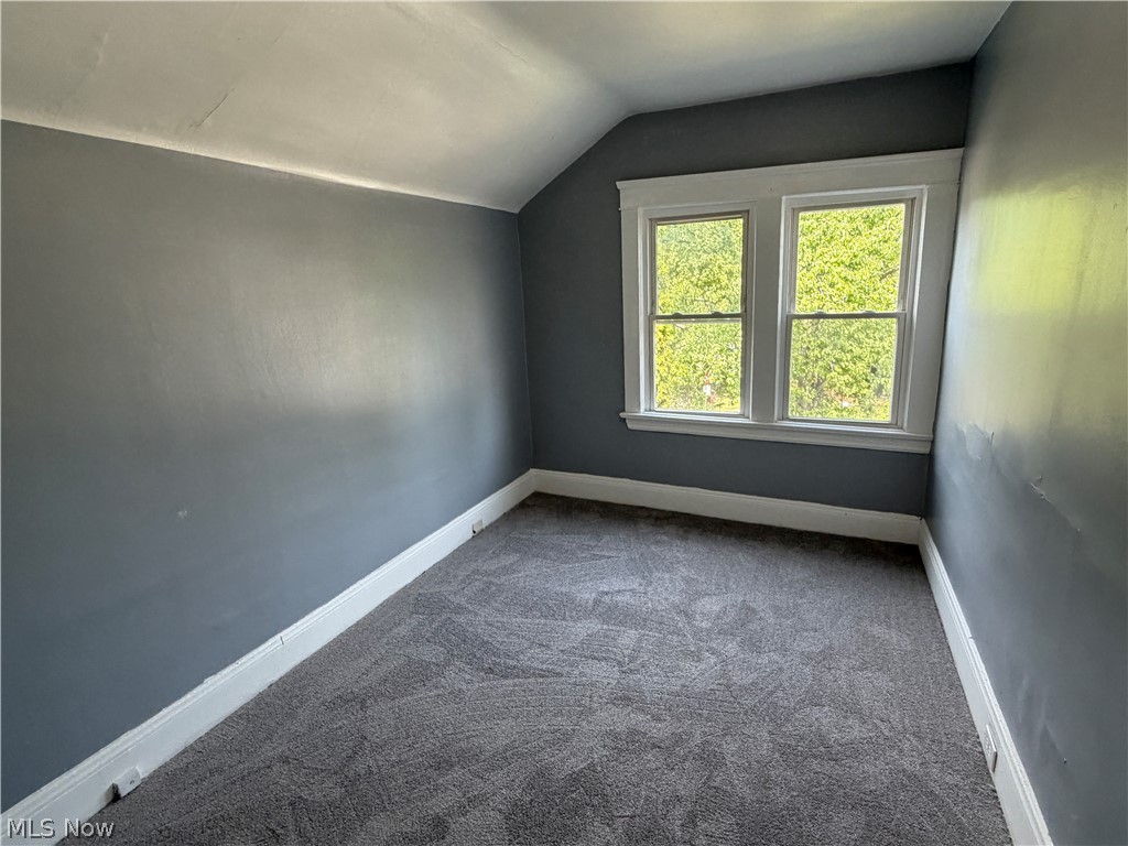 8602 Jeffries Avenue Cleveland OH 44105