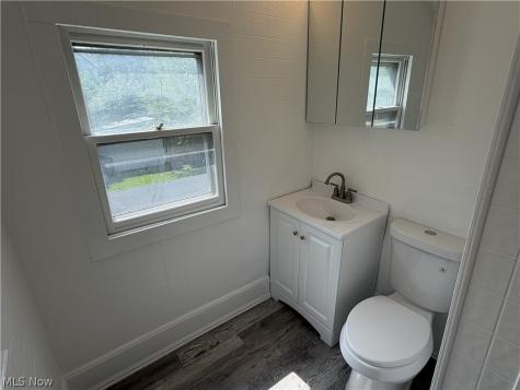 8602 Jeffries Avenue Cleveland OH 44105