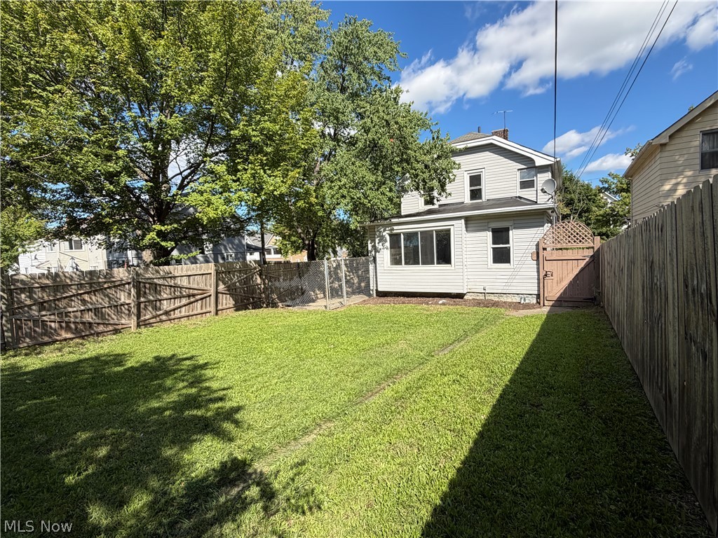 8602 Jeffries Avenue Cleveland OH 44105