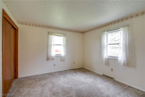 6444 Akron Avenue NW Canal Fulton OH 44614