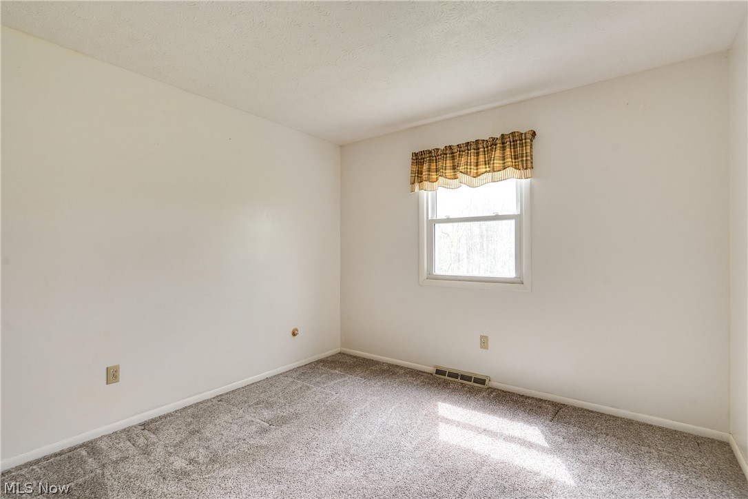 6444 Akron Avenue NW Canal Fulton OH 44614
