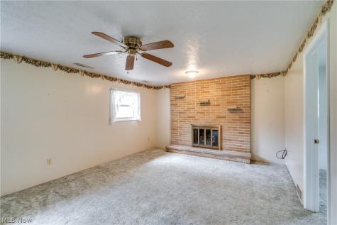 6444 Akron Avenue NW Canal Fulton OH 44614