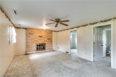 6444 Akron Avenue NW Canal Fulton OH 44614