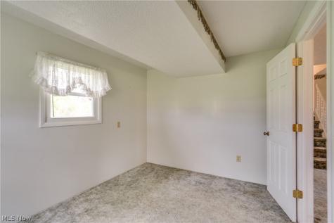 6444 Akron Avenue NW Canal Fulton OH 44614